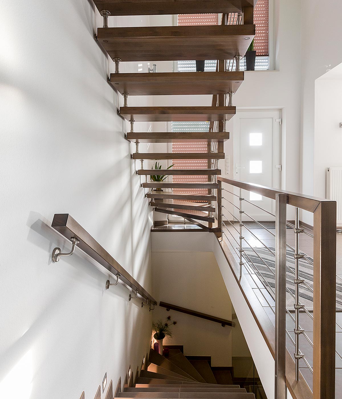 Freitragende Treppen | Carstens Tischlerei, Hude